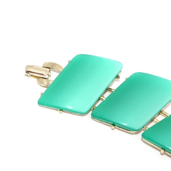 Vintage Moonglow Lucite Link Bracelet Chunky Spearmint Green Thermoset Plastic - Picture 4 of 5